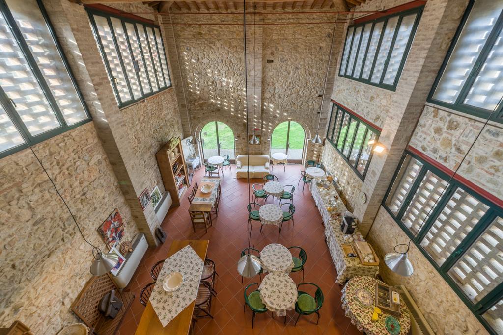 Agriturismo Santa Croce San Gimignano Buitenkant foto
