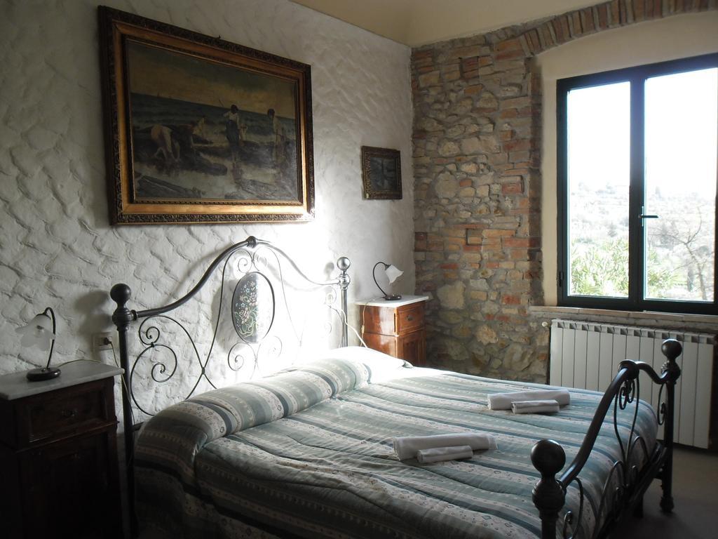 Agriturismo Santa Croce San Gimignano Kamer foto